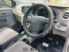ダイハツ ミライース
