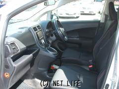 スバル トレジア