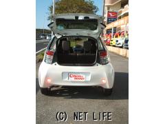 トヨタ iQ
