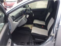 ダイハツ ミライース