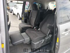 トヨタ エスティマ