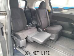 トヨタ エスティマ