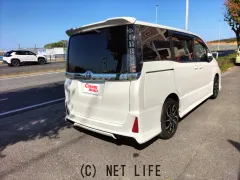 トヨタ ヴォクシー