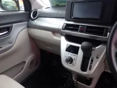 ダイハツ キャスト