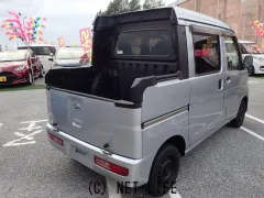 ダイハツ ハイゼットデッキバン