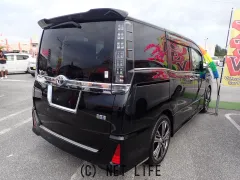 トヨタ ヴォクシー