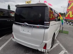 トヨタ ヴォクシー