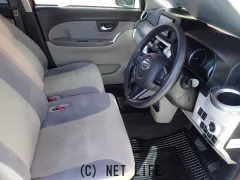 ダイハツ キャスト