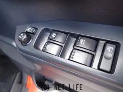 ダイハツ ウェイク