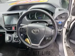 トヨタ ヴォクシー
