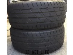タイヤ 235/40R18