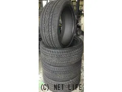 タイヤ 245/35R20