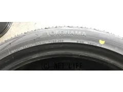 タイヤ 245/35R20