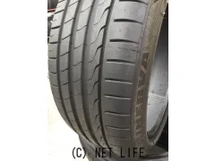 タイヤ 235/40R19