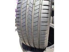 タイヤ 215/45R17