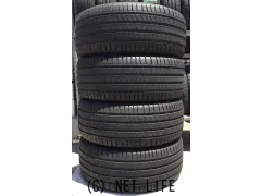タイヤ 215/45R17