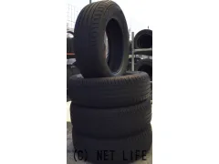 タイヤ 225/65R18