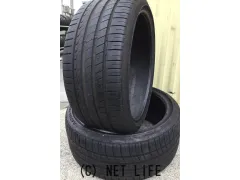 タイヤ 235/35R19