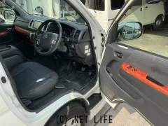 トヨタ ハイエースバン