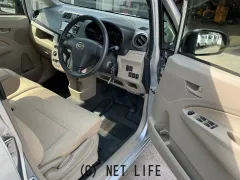 ダイハツ ムーヴ