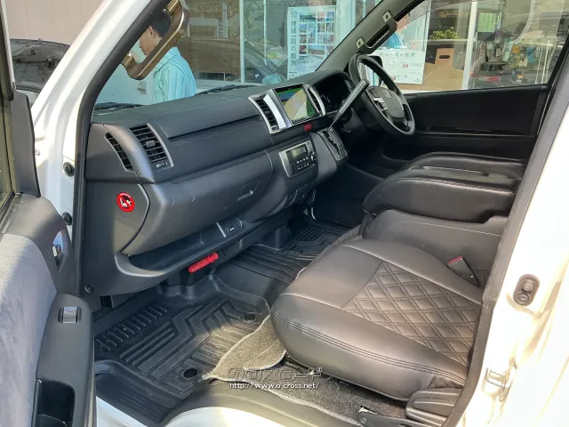 トヨタ ハイエースバン