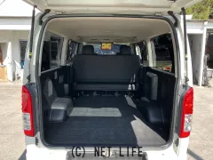 トヨタ ハイエースバン