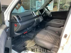 トヨタ ハイエースバン