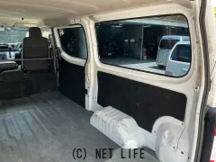 日産 NV350キャラバン