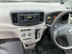 ダイハツ ミライース