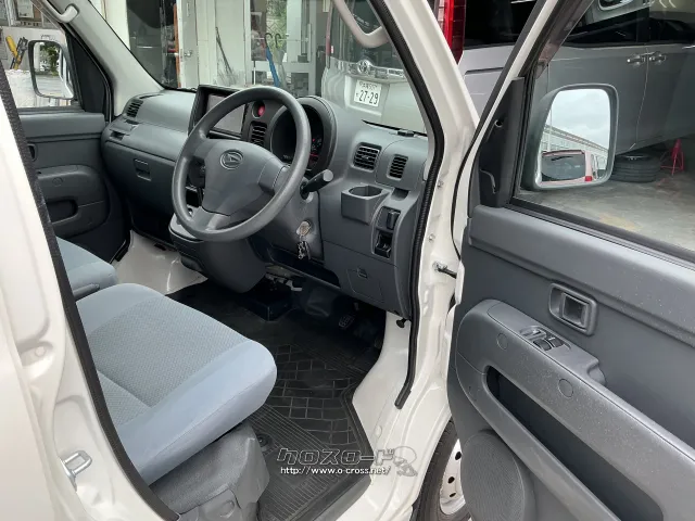 ダイハツ ハイゼットカーゴ