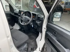 ダイハツ ハイゼットカーゴ