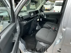 ダイハツ ハイゼットカーゴ