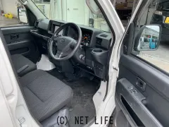 ダイハツ ハイゼットカーゴ
