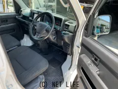 ダイハツ ハイゼットカーゴ