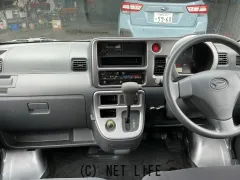 ダイハツ ハイゼットカーゴ