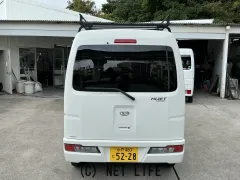 ダイハツ ハイゼットカーゴ
