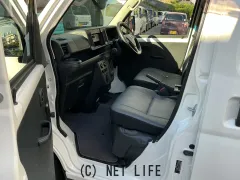 ダイハツ ハイゼットカーゴ