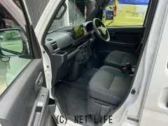 ダイハツ ハイゼットカーゴ