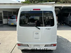 ダイハツ ハイゼットカーゴ