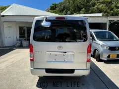 トヨタ ハイエースバン