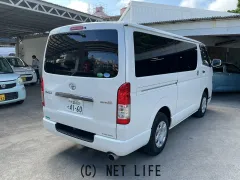トヨタ ハイエースバン