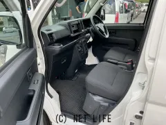 ダイハツ ハイゼットカーゴ