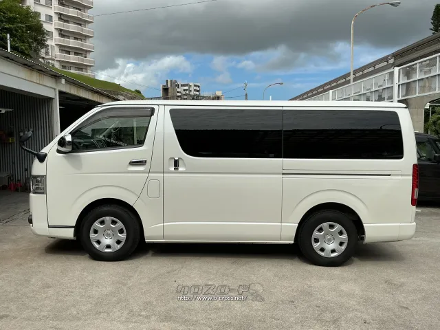トヨタ ハイエースバン