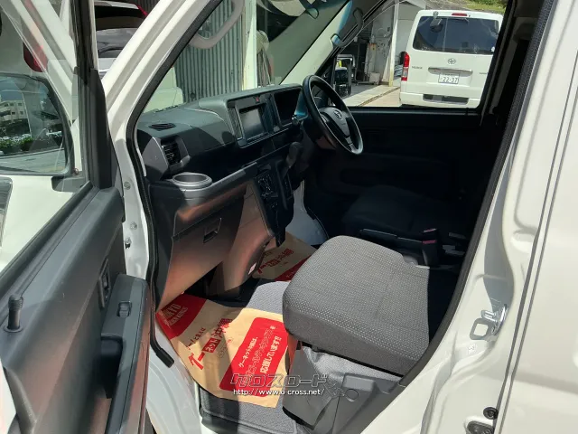 ダイハツ ハイゼットカーゴ