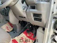 日産 NV100クリッパー