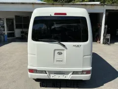 ダイハツ ハイゼットカーゴ