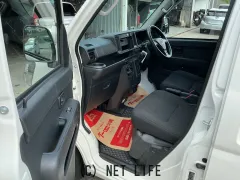 ダイハツ ハイゼットカーゴ