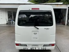 ダイハツ ハイゼットカーゴ