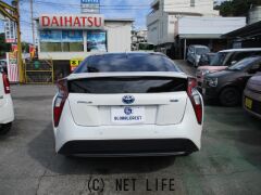 トヨタ プリウス