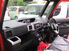 ダイハツ ウェイク